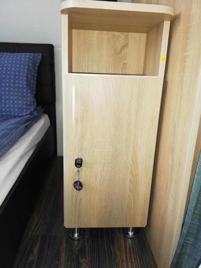 Imado Vendeghaz Apartment Cernat ภายนอก รูปภาพ